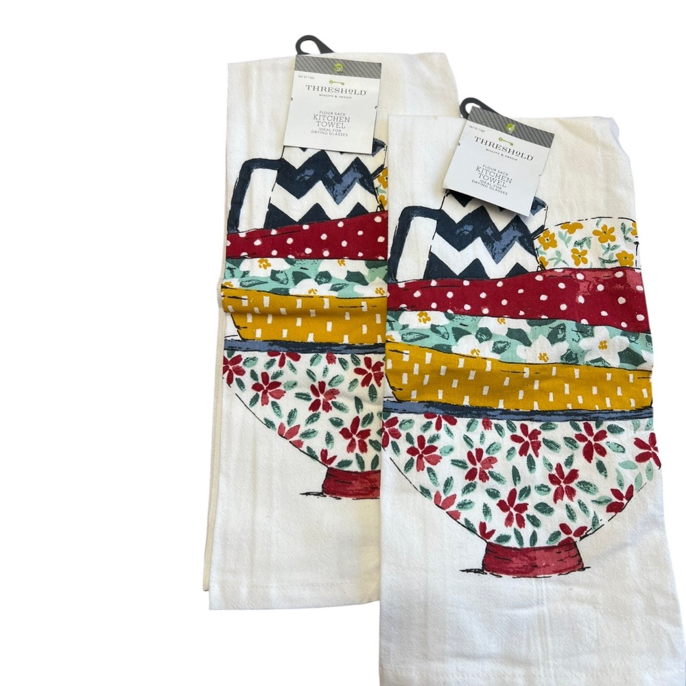 Threshold Kitchen Towel Set of 2 White Multicolor Brand New Flour Sack Cotton